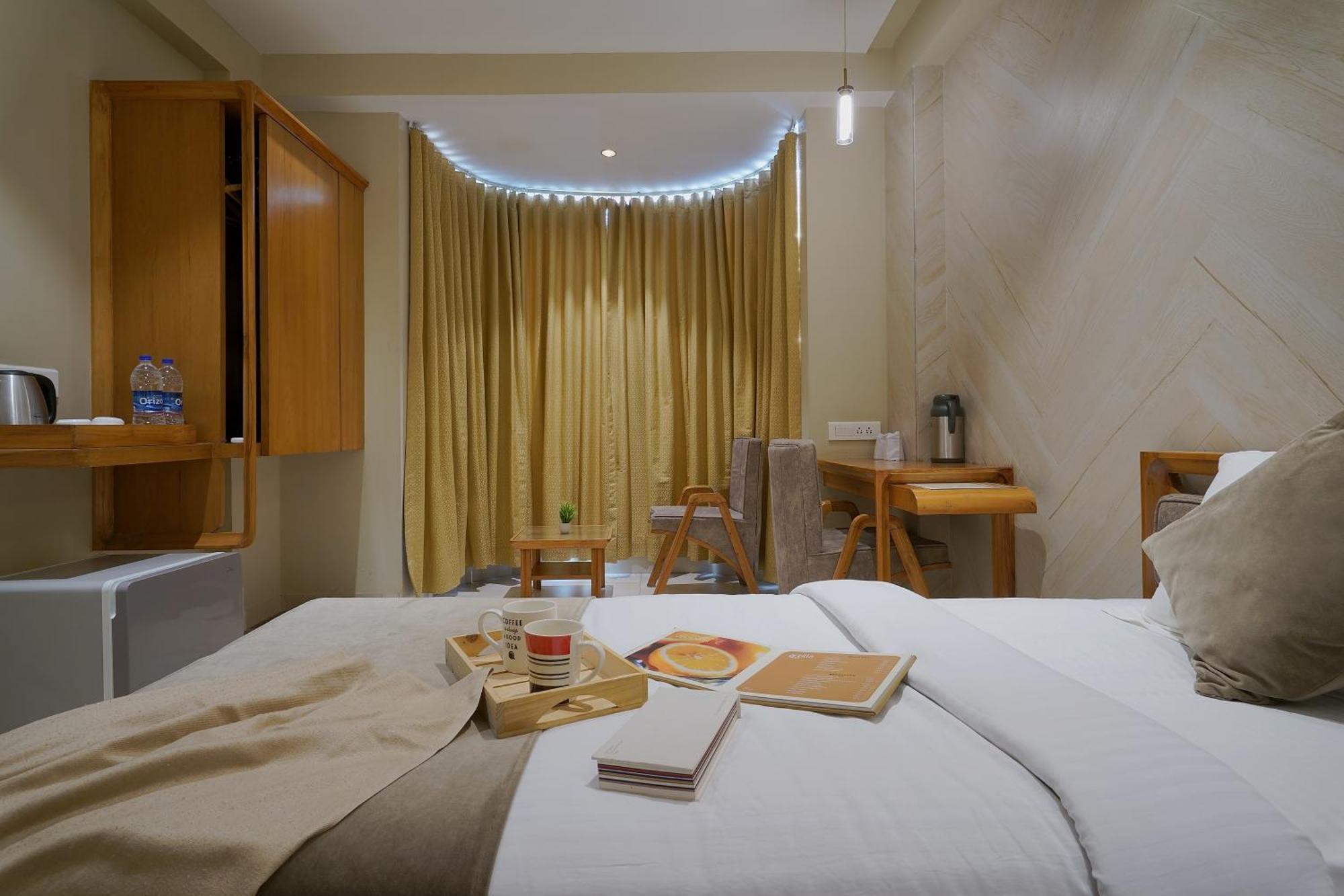Artilla Inn Ahmadábád Kültér fotó